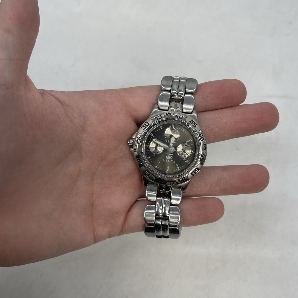 Fossil Unisex BQ-9023 Rotating Bezel Silver Tone Quartz Watch Good Condition